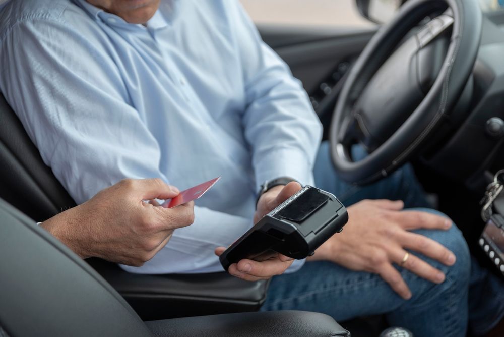 Use These 7 Credit Cards To Pay For Your Grab Rides