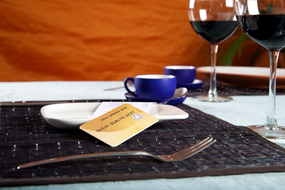 Best Dining Credit Cards in Singapore (2024)